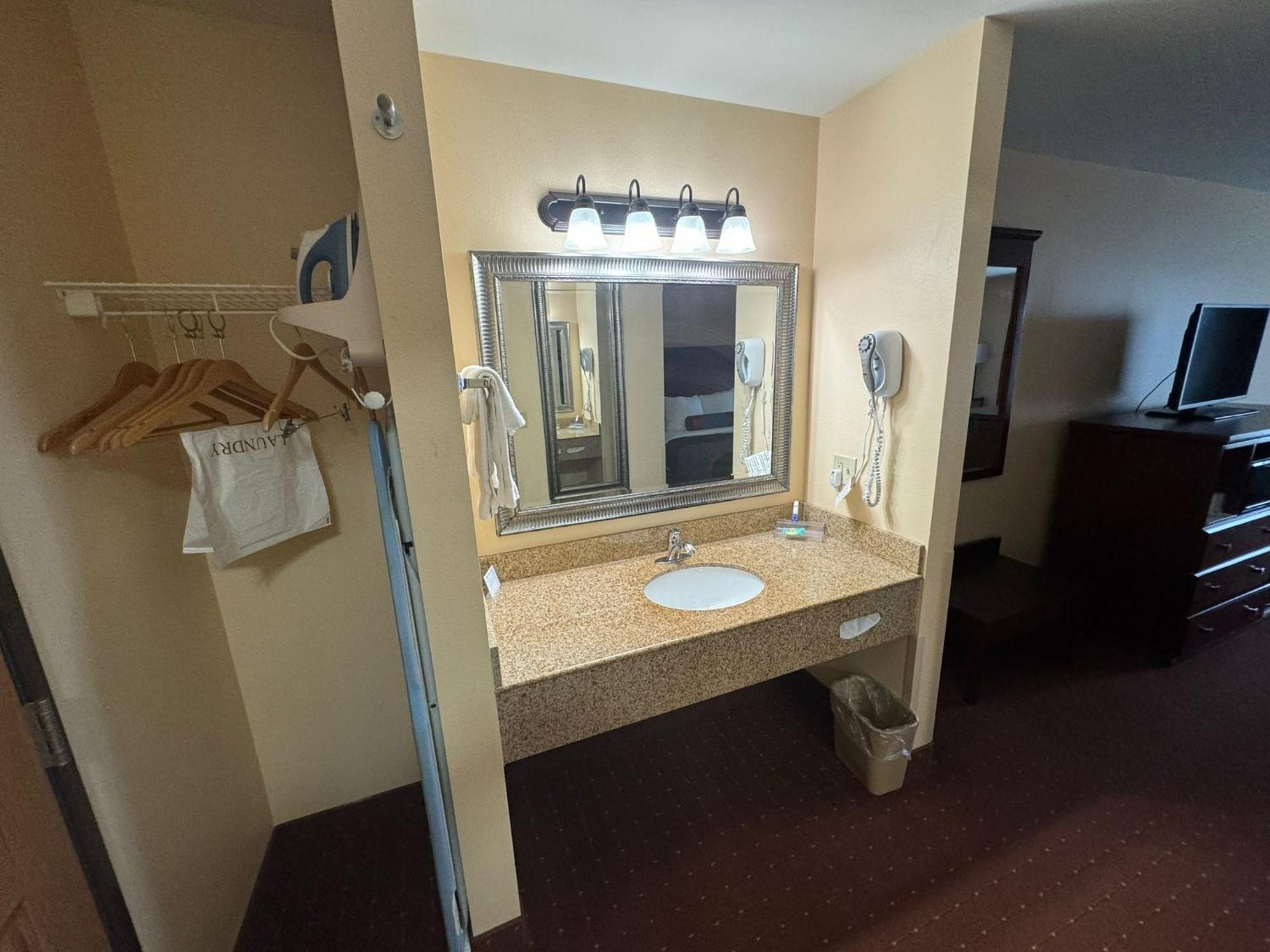 Americas Best Value Inn Saint Robert/Fort Leonard Wood Kültér fotó